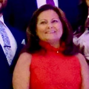 Meet your Posher, Leslie